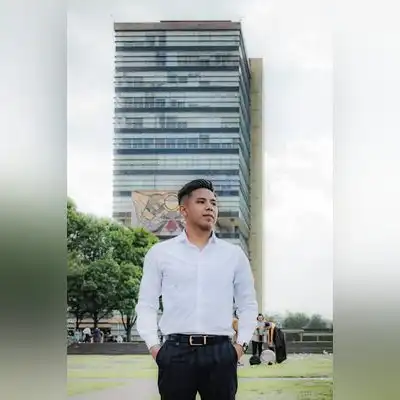 蔡霏萱